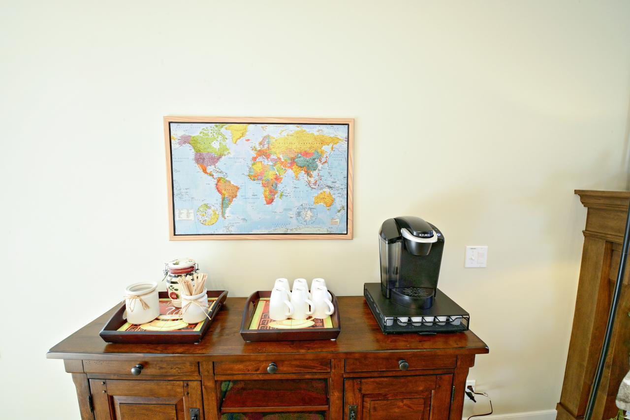 Novel Bed And Breakfast คาลการี ภายนอก รูปภาพ