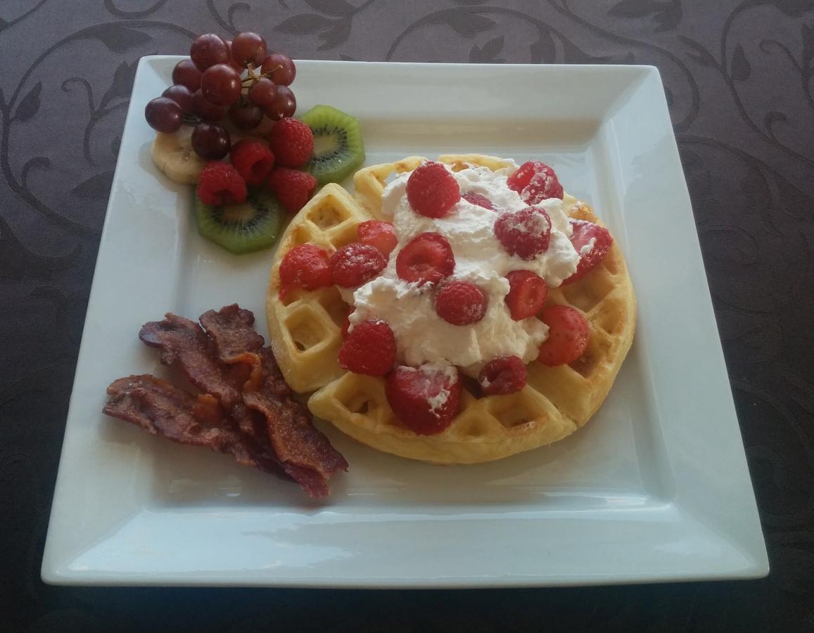 Novel Bed And Breakfast คาลการี ภายนอก รูปภาพ